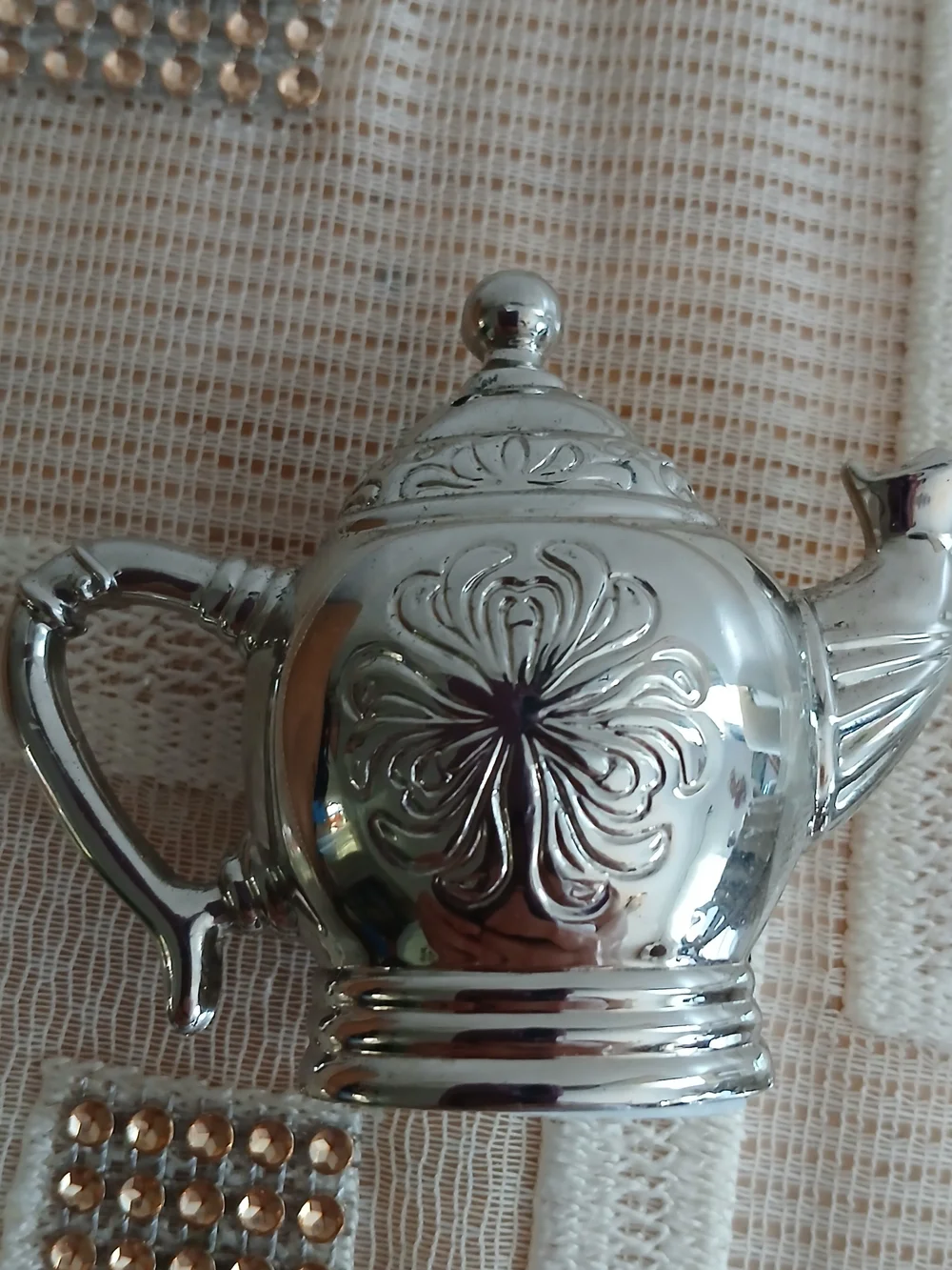 Silver Plated Salt And Pepper Shakers By Godinger Style vnt